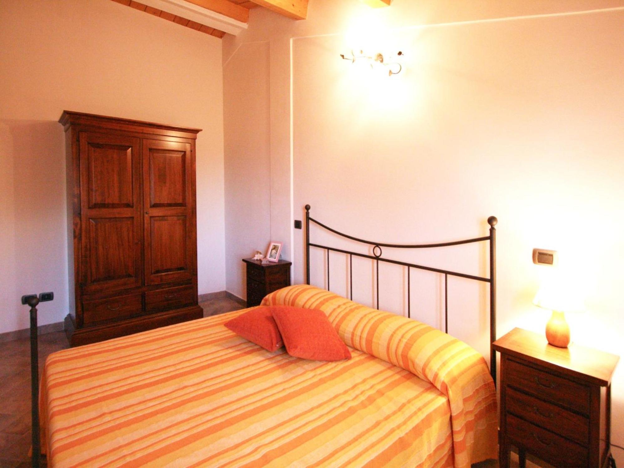 Timeless Villa In Cagli With Garden And Swimming Pool Bagian luar foto