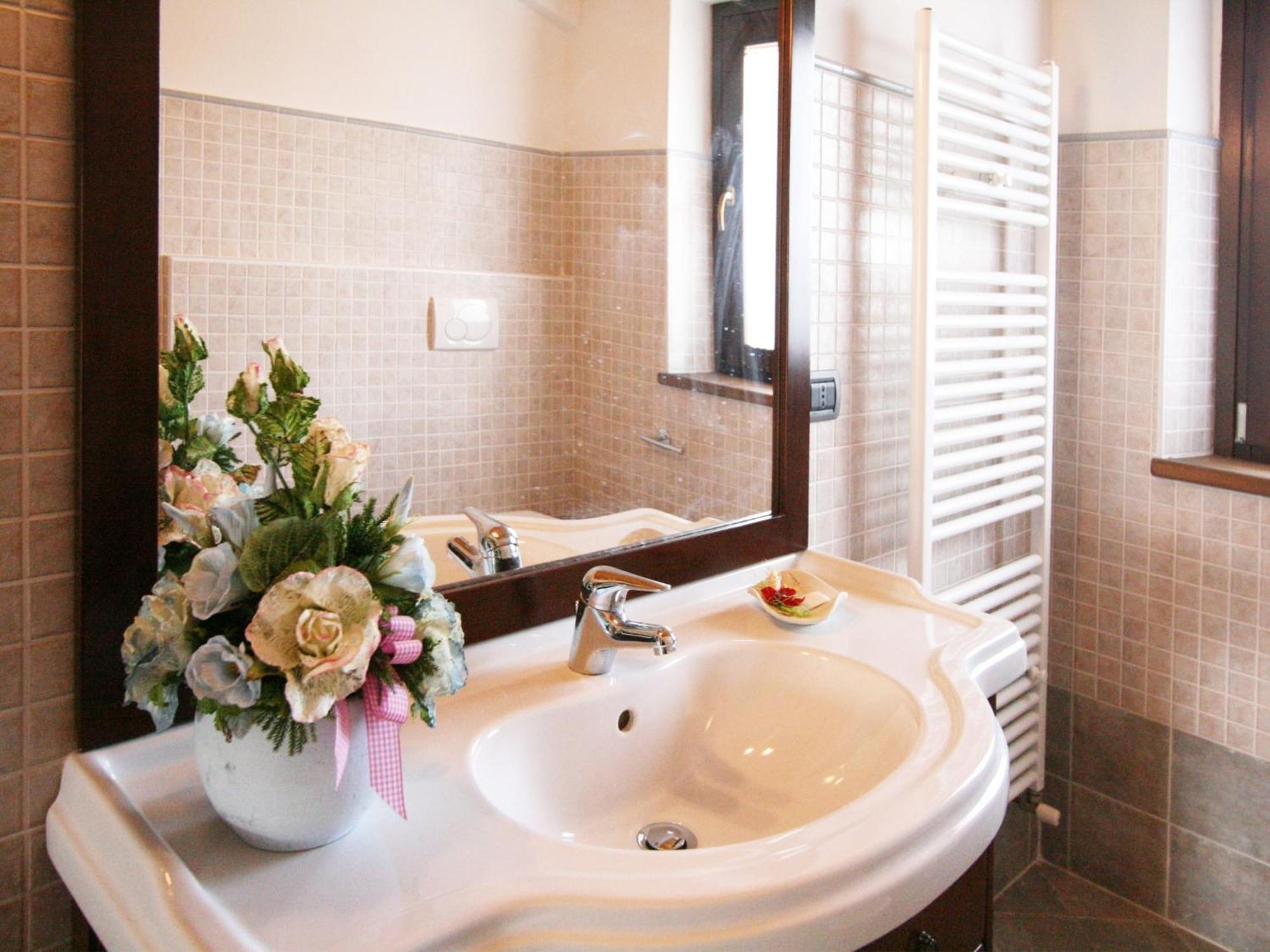 Timeless Villa In Cagli With Garden And Swimming Pool Bagian luar foto